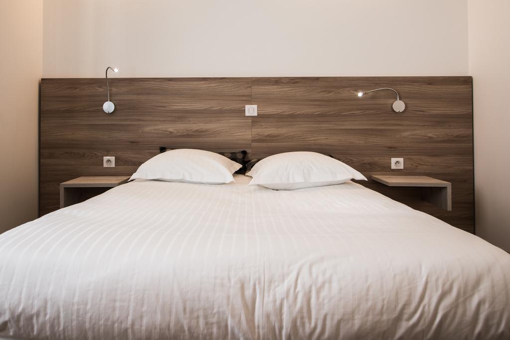 Hotel Les Voyageurs Модан Номер фото